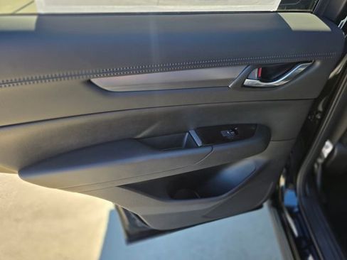 New 2025 MAZDA CX-5 AWD 2.5 S w/ Preferred Package image 17