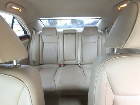 Used 2012 Chrysler 300 Limited w/ Luxury Group image 20