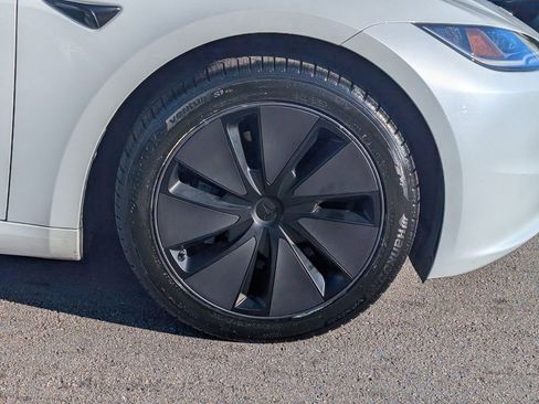 Used 2024 Tesla Model 3 Standard Range image 9