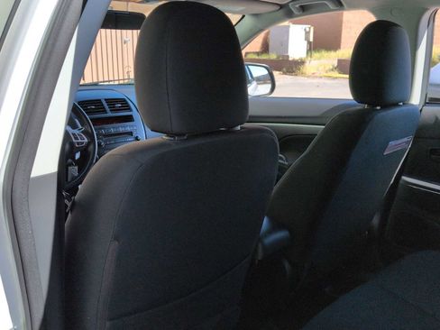 Used 2012 Mitsubishi Outlander Sport ES image 19