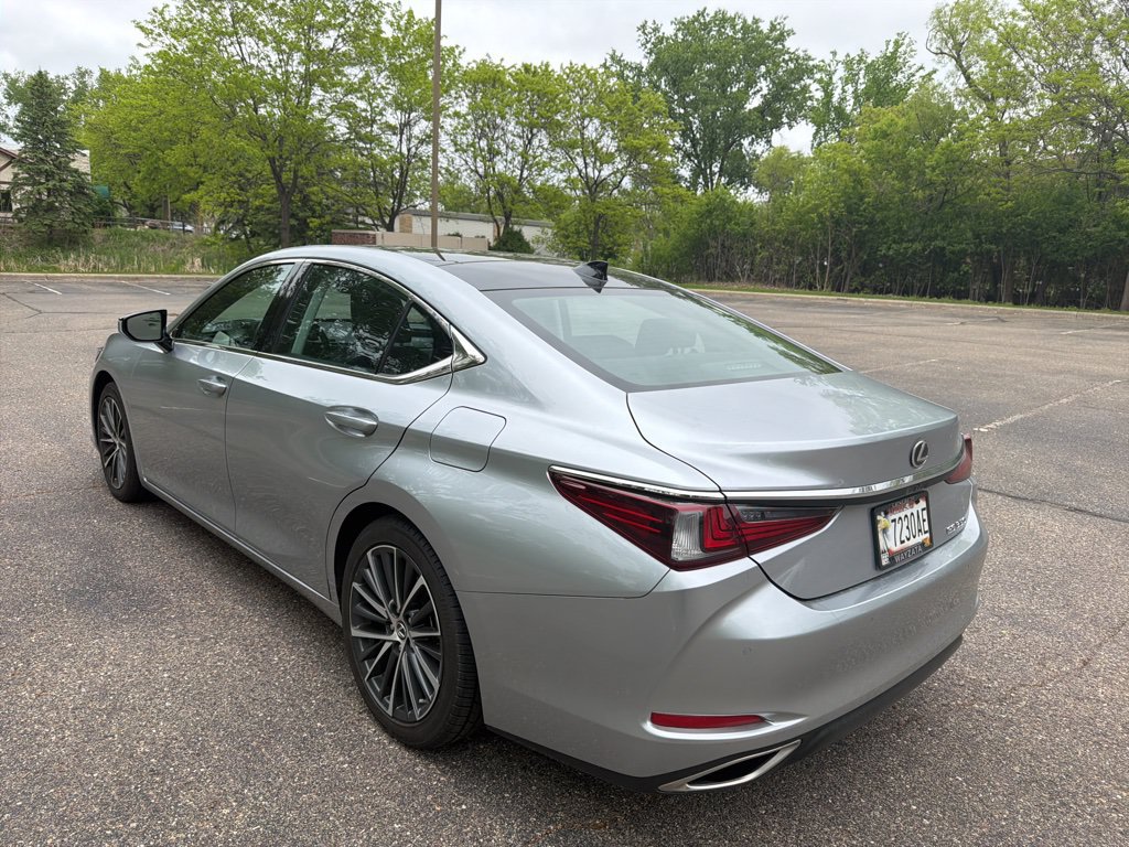 Certified 2023 Lexus ES 350 w/ Premium Package FWD image 24