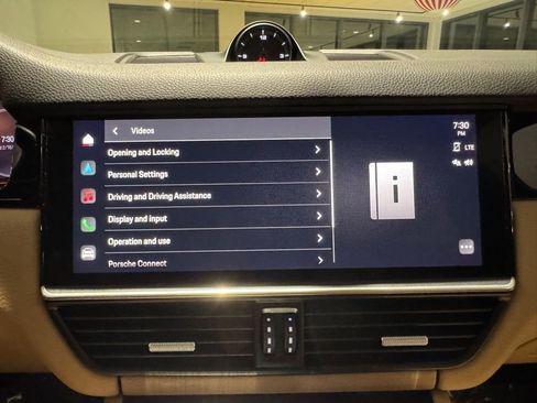 Used 2023 Porsche Cayenne image 50