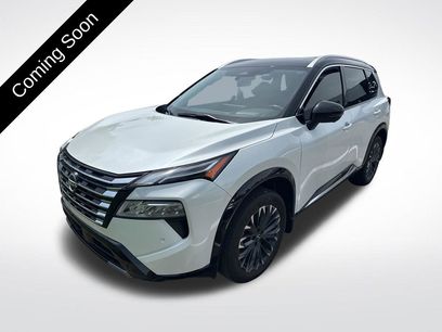 Used 2024 Nissan Rogue Platinum w/ Platinum Premium Package