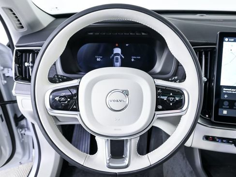 New 2026 Volvo XC90 T8 Ultra w/ Protection Package Premier AWD/4WD image 9