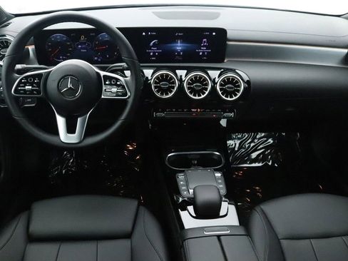 Certified 2022 Mercedes-Benz CLA 250 image 9