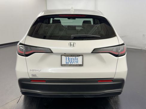 Certified 2025 Honda HR-V LX image 10