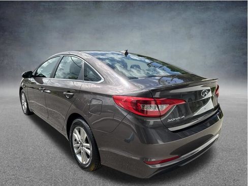 Used 2016 Hyundai Sonata SE FWD image 3