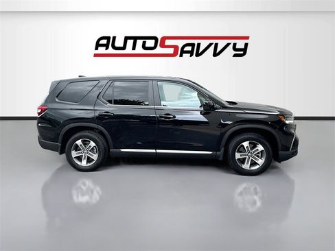 Used 2024 Honda Pilot EX-L image 8
