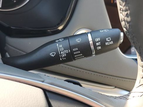 Certified 2024 Cadillac XT5 Premium Luxury AWD/4WD image 16