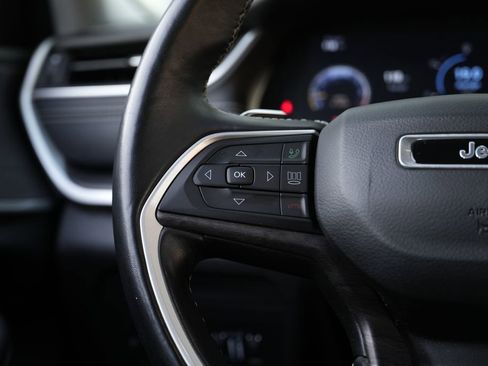 Used 2021 Jeep Grand Cherokee L Limited image 48