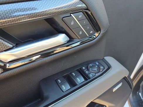 New 2026 Chevrolet Silverado 2500 ZR2 image 20