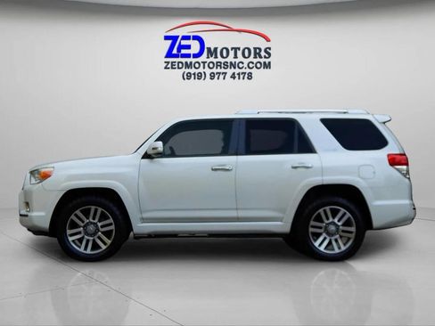 Used 2012 Toyota 4Runner Limited image 8