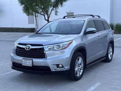 Used 2016 Toyota Highlander Limited AWD/4WD image 7