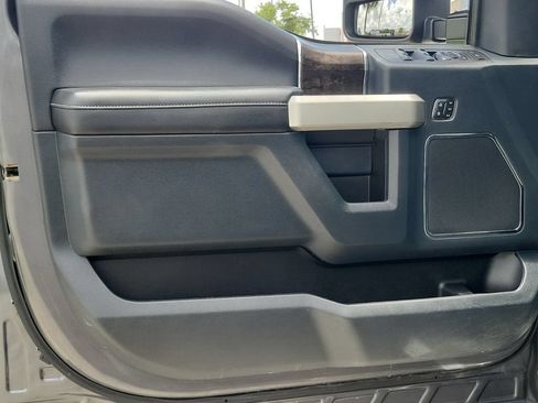 Used 2022 Ford F350 Lariat w/ Chrome Package AWD/4WD image 25