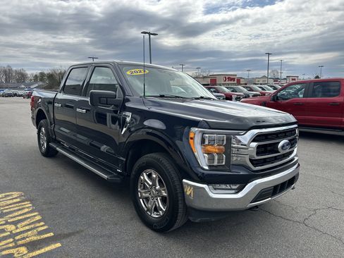 Used 2022 Ford F150 XLT w/ Equipment Group 302A High AWD/4WD image 16