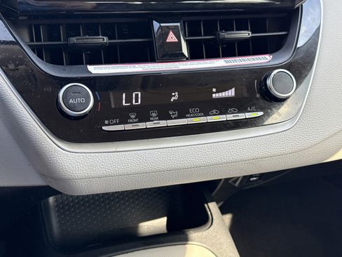 Used 2024 Toyota Corolla LE image 24