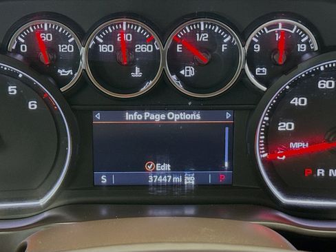 Used 2021 Chevrolet Silverado 1500 LTZ w/ Z71 Off-Road Package image 8