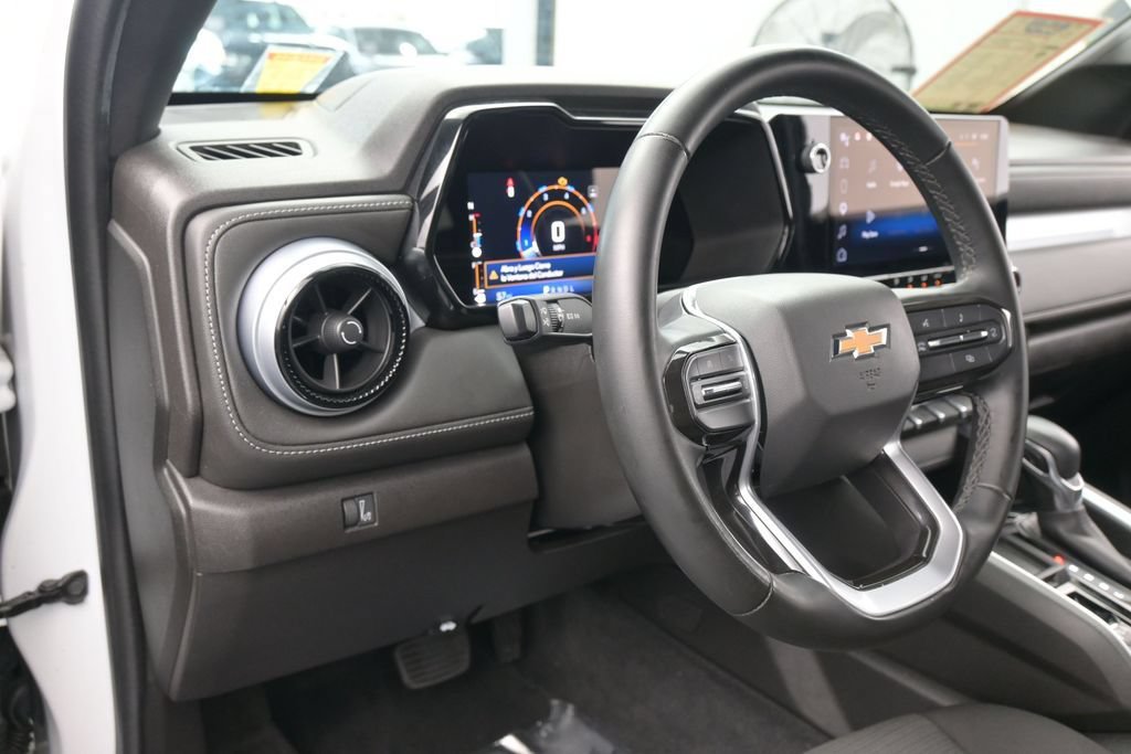Used 2023 Chevrolet Colorado LT w/ LT Convenience Package RWD image 14