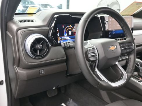 Used 2023 Chevrolet Colorado LT w/ LT Convenience Package RWD image 14