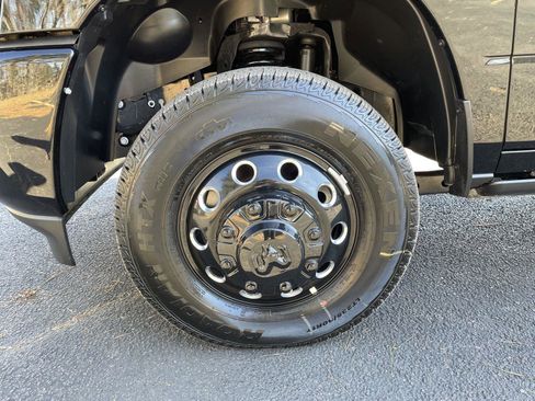 New 2026 RAM 3500 Laramie AWD/4WD image 57