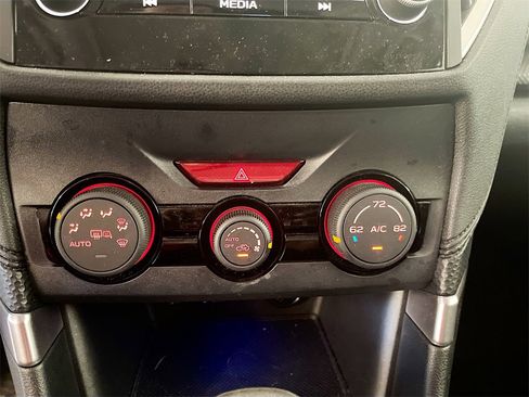 Used 2023 Subaru Forester Premium image 16