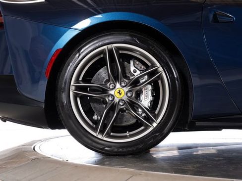 Used 2021 Ferrari 812 GTS RWD image 19