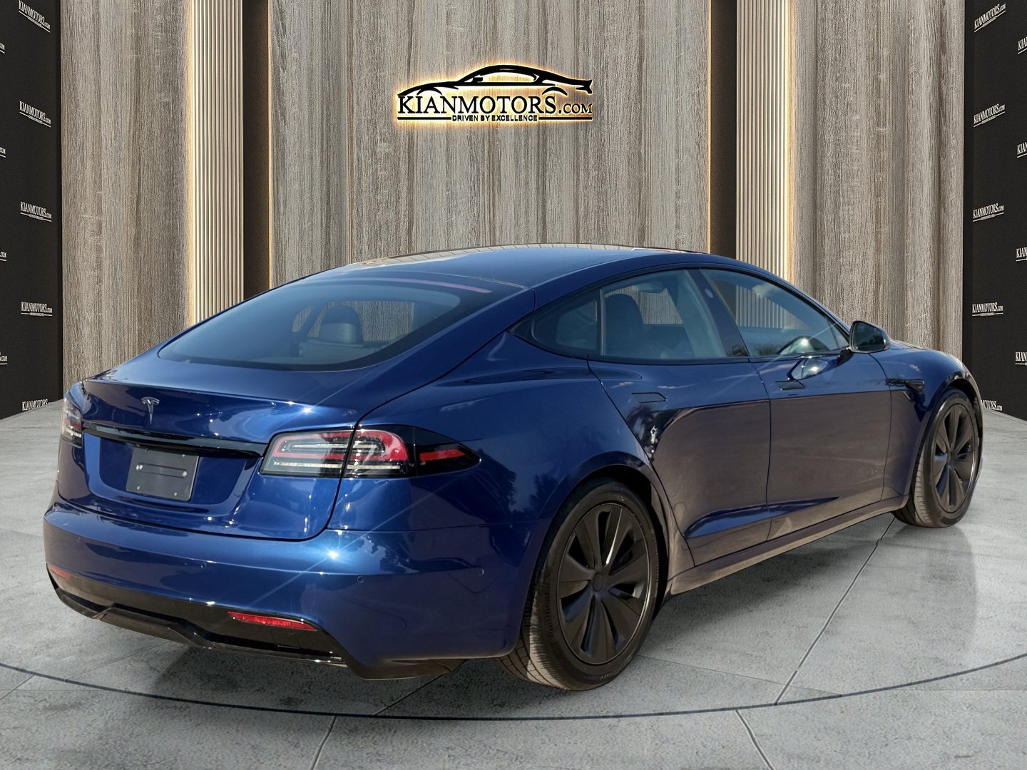 Used 2023 Tesla Model S AWD/4WD image 7