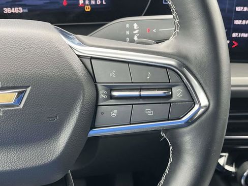 Used 2024 Chevrolet Traverse LT image 29