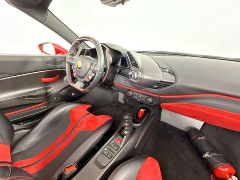 Certified 2020 Ferrari 488 Pista Spider RWD image 24