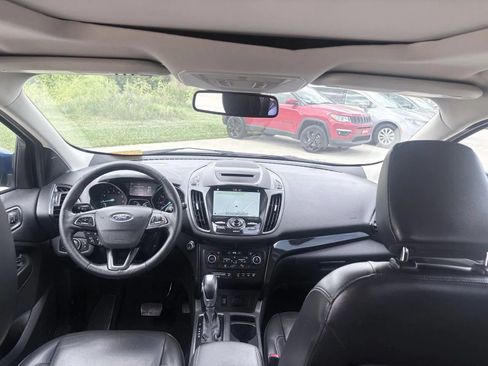 Used 2018 Ford Escape Titanium w/ Ford Safe & Smart Package AWD/4WD image 13