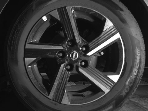 Used 2025 Nissan Sentra SV FWD image 14