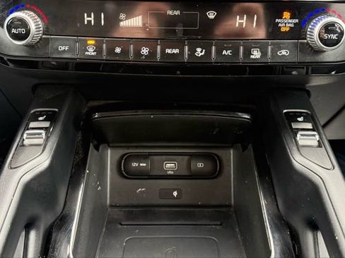 Used 2022 Kia Telluride S image 13