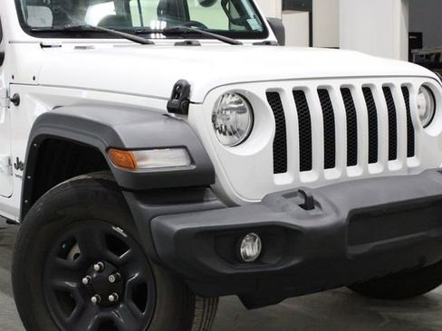 Used 2022 Jeep Wrangler Unlimited Sport image 43