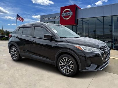 Used 2022 Nissan Kicks SV