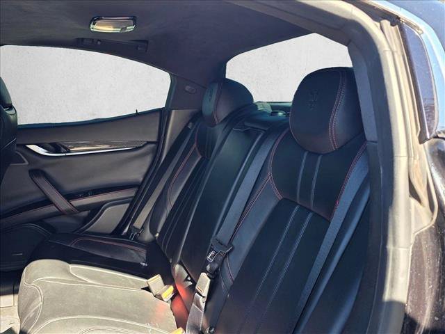 Used 2018 Maserati Ghibli S GranSport RWD image 12