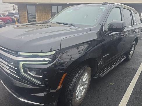 Used 2025 Chevrolet Tahoe LT image 1