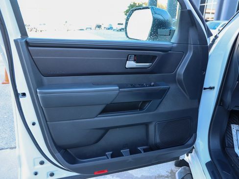 Used 2024 Toyota Tundra SR5 image 39