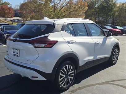 Used 2023 Nissan Kicks SV