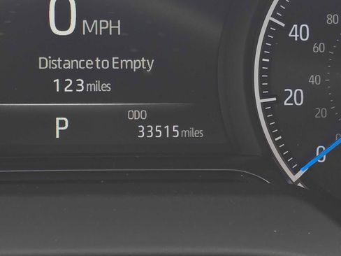 Used 2023 Toyota Venza XLE image 35