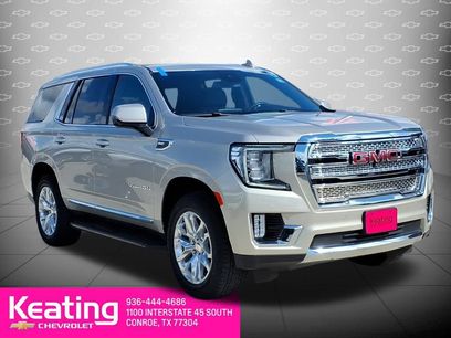 Used 2024 GMC Yukon SLT w/ SLT Luxury Package