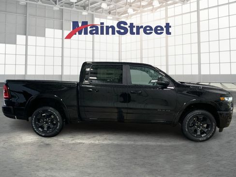 New 2026 RAM 1500 Big Horn AWD/4WD image 6