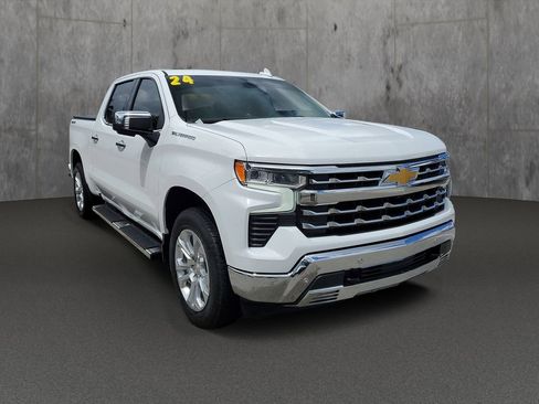 Used 2024 Chevrolet Silverado 1500 LTZ w/ LTZ Convenience Package II AWD/4WD image 32
