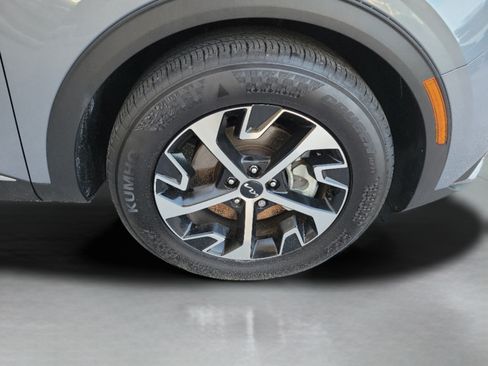 Certified 2025 Kia Sportage EX FWD image 29