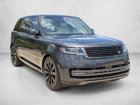 New 2025 Land Rover Range Rover SE image 7