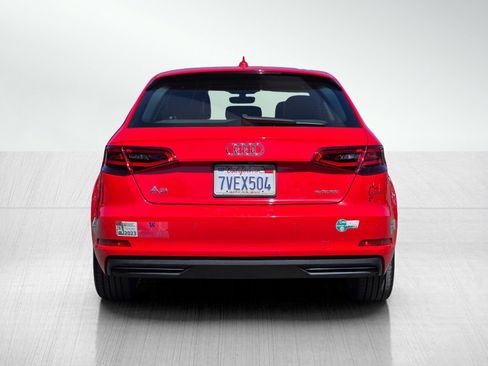 Used 2016 Audi A3 e-tron Premium Plus w/ Premium Plus Package FWD image 5