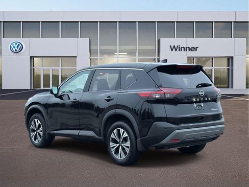 Used 2023 Nissan Rogue SV image 4