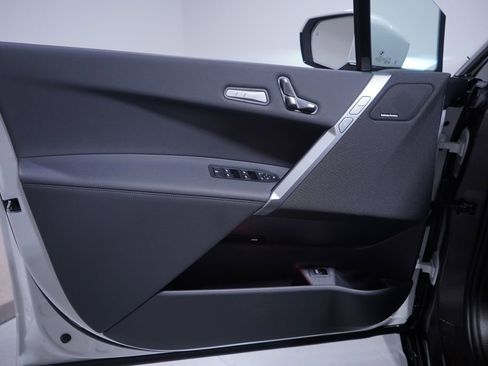 Used 2026 BMW iX xDrive60 w/ M Sport Package image 15