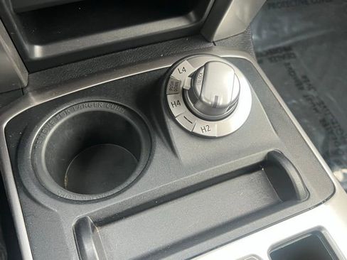 Used 2021 Toyota 4Runner SR5 image 38