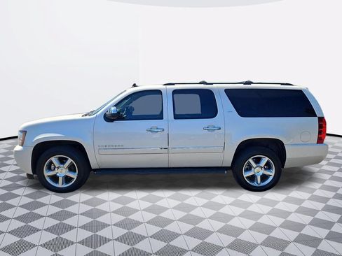 Used 2014 Chevrolet Suburban LTZ AWD/4WD image 3