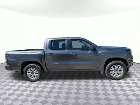 Used 2023 Nissan Frontier SV w/ SV Convenience Package AWD/4WD image 2